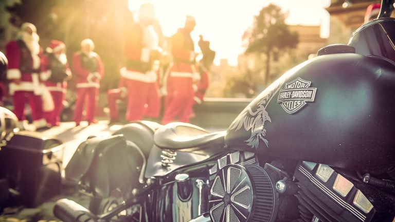 Harley Davidson motor cadeau met kerstmannen