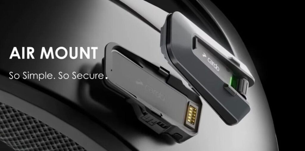 cardo-packtalk-edge-air-mount